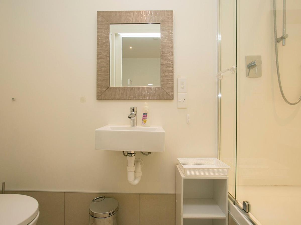 Marinaside Villa - Taupo Holiday Apartment Bagian luar foto