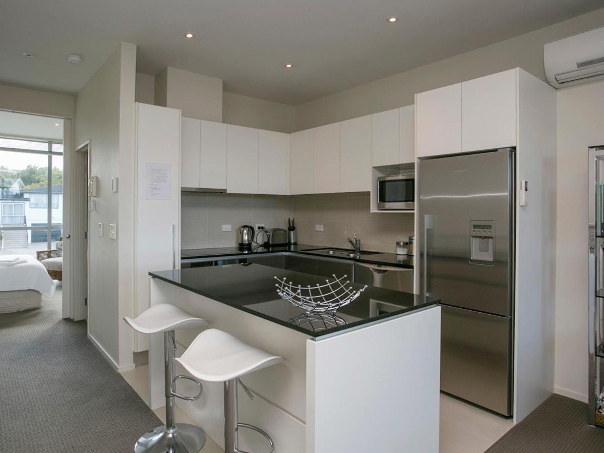 Marinaside Villa - Taupo Holiday Apartment Bagian luar foto